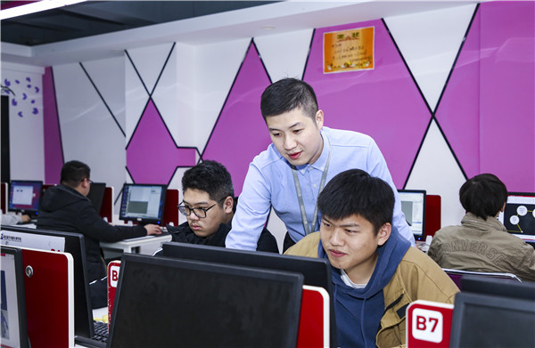 初中畢業學影視動畫好學么，好就業么？