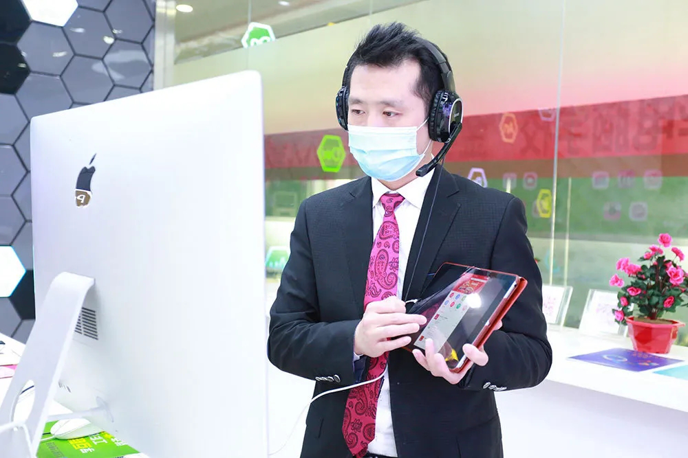 人人出彩 技能強(qiáng)國(guó)，新華邀你體驗(yàn)工匠精神