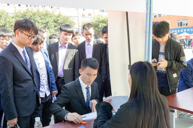 新華互聯網科技校企合作多方聯動，共建人才生態圈！