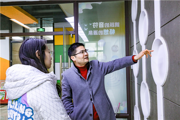 新課堂，迎接新成長|南新新華美妝新生參觀新教室