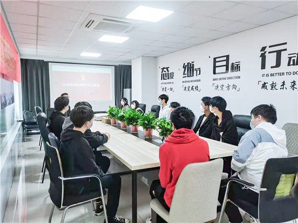 企業招聘進校園，助力學生高質量就業