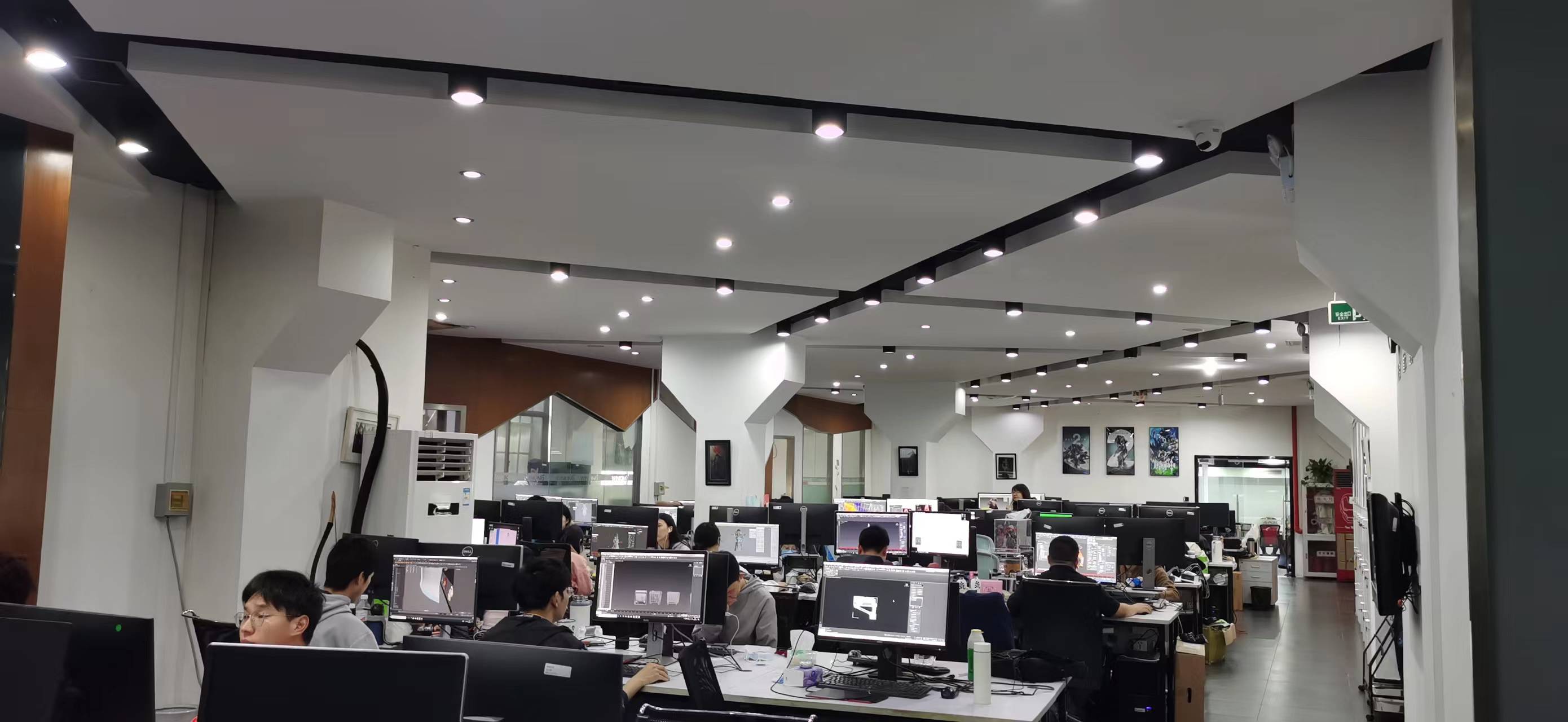 就業回訪有保障，南京新華在行動