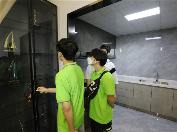 菁英訓練營職業體驗周|南京新華赴交換空間參觀活動圓滿落幕