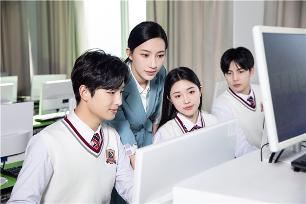 考不上<a href=http://njxh.cn target=_blank class=infotextkey>高中</a>，女生學什么好？