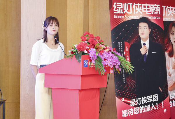 大咖來了！企業(yè)專家進校園，助力學(xué)子大發(fā)展！