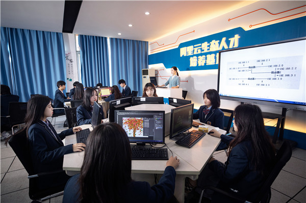 為什么國家要大力發展職業教育？