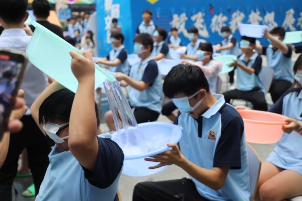 創新接力 水漾青春 | 南京新華電腦新生大課堂妙趣橫生